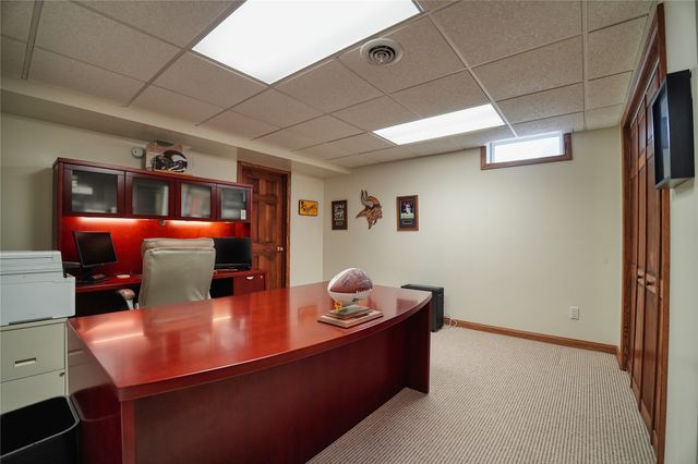 8690 WINDY Lane, North East, PA 16428