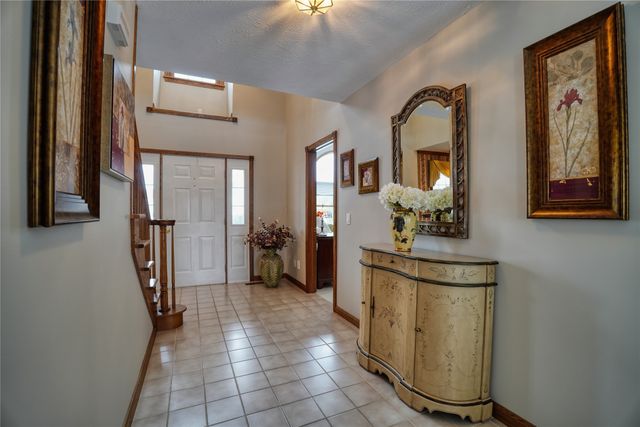 8690 WINDY Lane, North East, PA 16428