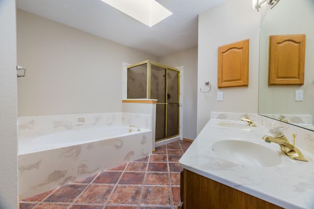 4532 Chadwick Road NW, Albuquerque, NM 87120