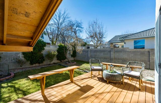 4532 Chadwick Road NW, Albuquerque, NM 87120