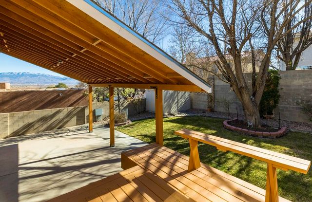 4532 Chadwick Road NW, Albuquerque, NM 87120