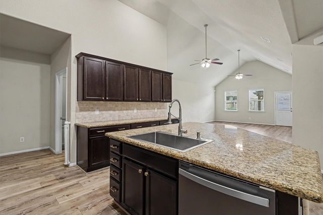 2728 Rogliano Lane, League City, TX 77573