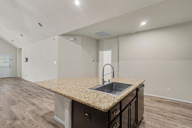 2728 Rogliano Lane, League City, TX 77573