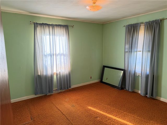 82 Riverside Circle, Corning, NY 14830