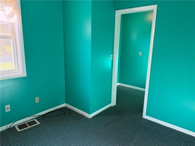 82 Riverside Circle, Corning, NY 14830