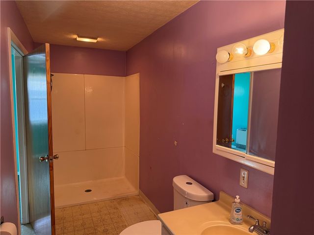 82 Riverside Circle, Corning, NY 14830