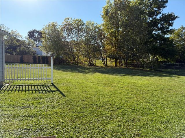 82 Riverside Circle, Corning, NY 14830