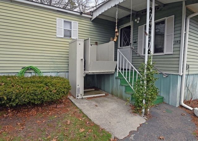 140 Jupiter Circle, Wareham, MA 02576