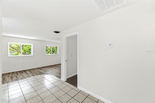 5136 68TH STREET N B, St Petersburg, FL 33709