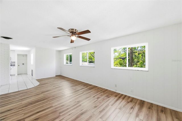 5136 68TH STREET N B, St Petersburg, FL 33709
