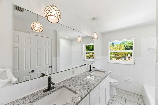 5136 68TH STREET N B, St Petersburg, FL 33709