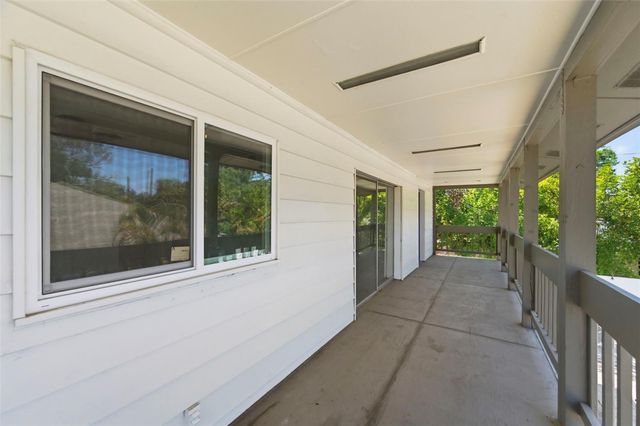 5136 68TH STREET N B, St Petersburg, FL 33709