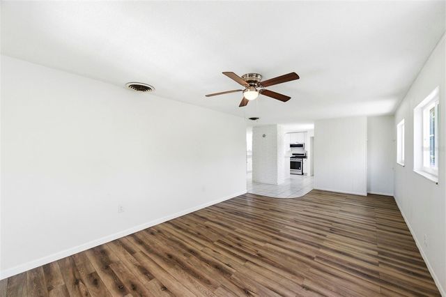 5136 68TH STREET N B, St Petersburg, FL 33709