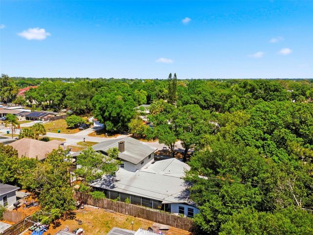 5136 68TH STREET N B, St Petersburg, FL 33709