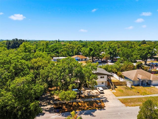 5136 68TH STREET N B, St Petersburg, FL 33709