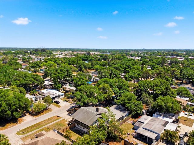 5136 68TH STREET N B, St Petersburg, FL 33709