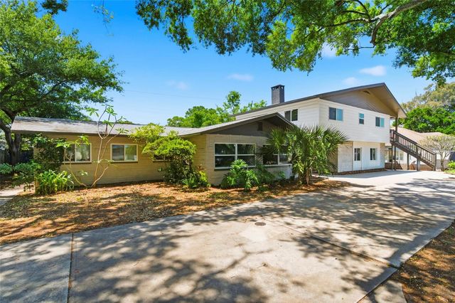 5136 68TH STREET N B, St Petersburg, FL 33709