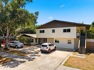 5136 68TH STREET N B, St Petersburg, FL 33709
