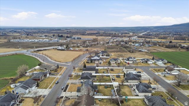 575 N 850 E, Wellsville, UT 84339