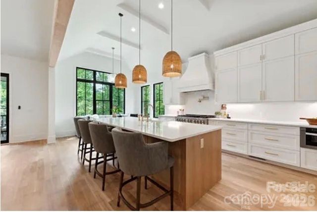 401 McDonald Avenue, Charlotte, NC 28203