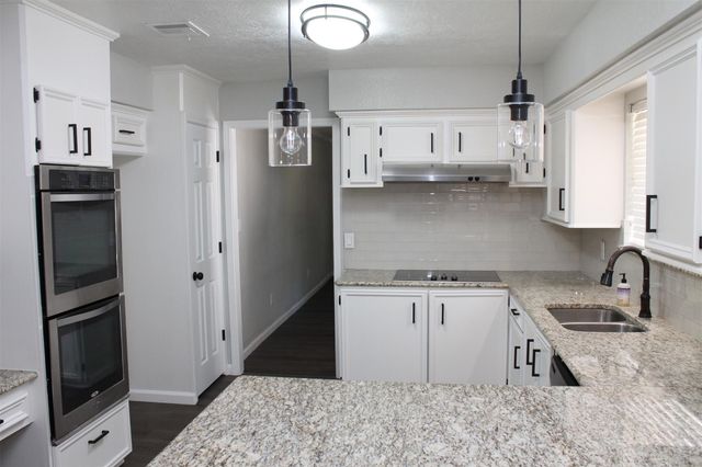 18703 Artesian Way, Humble, TX 77346
