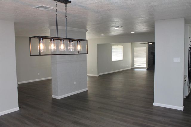 18703 Artesian Way, Humble, TX 77346
