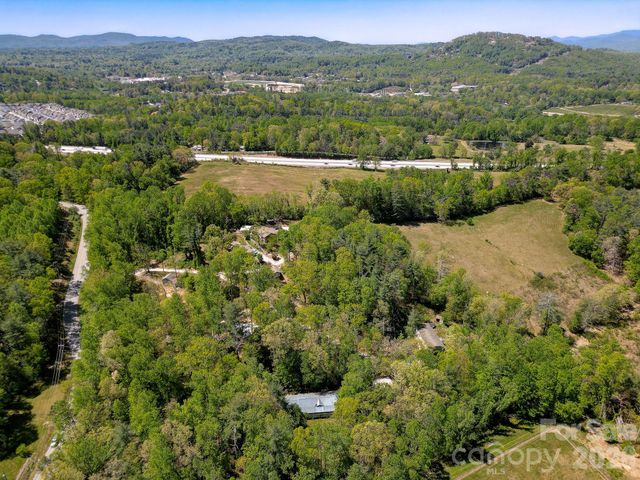 99999 Hicks Mountain Road, Hendersonville, NC 28792
