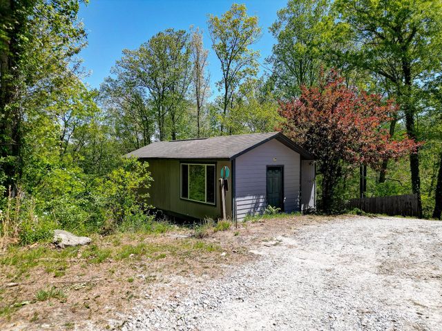 99999 Hicks Mountain Road, Hendersonville, NC 28792