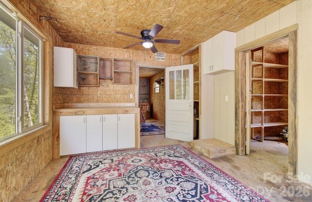99999 Hicks Mountain Road, Hendersonville, NC 28792