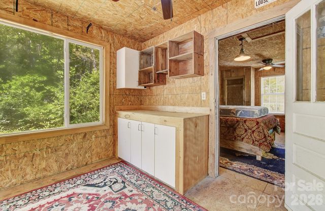 99999 Hicks Mountain Road, Hendersonville, NC 28792