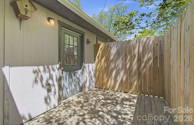 99999 Hicks Mountain Road, Hendersonville, NC 28792