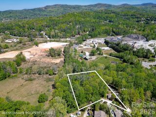99999 Hicks Mountain Road, Hendersonville, NC 28792
