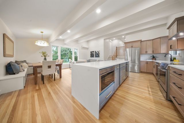 225 W Plain St, Wayland, MA 01778
