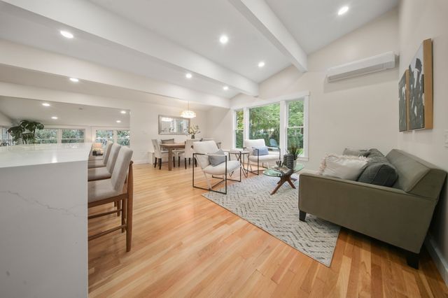 225 W Plain St, Wayland, MA 01778