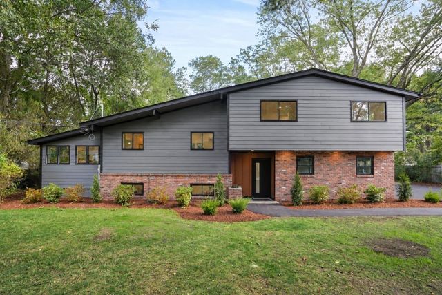225 W Plain St, Wayland, MA 01778