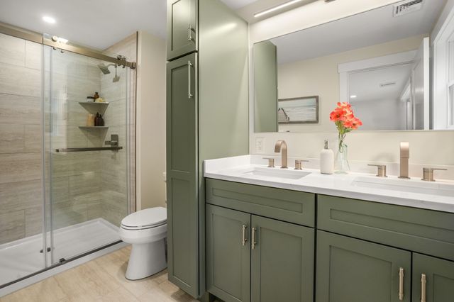 225 W Plain St, Wayland, MA 01778