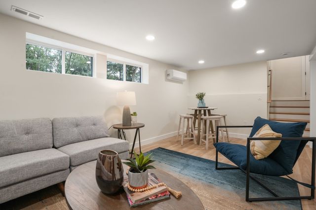 225 W Plain St, Wayland, MA 01778