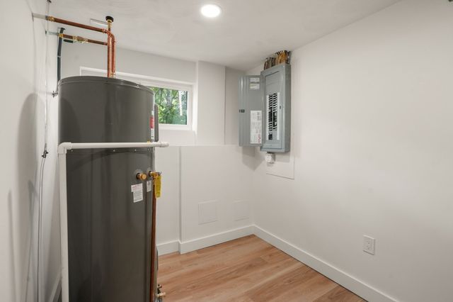 225 W Plain St, Wayland, MA 01778