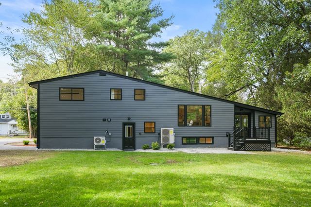 225 W Plain St, Wayland, MA 01778