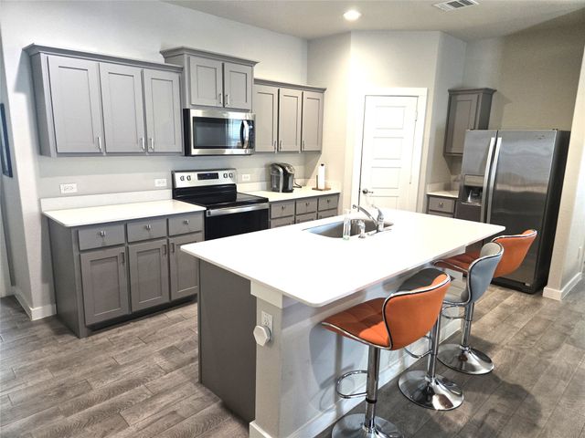 713 Griffith Park Trail, Alvarado, TX 76009