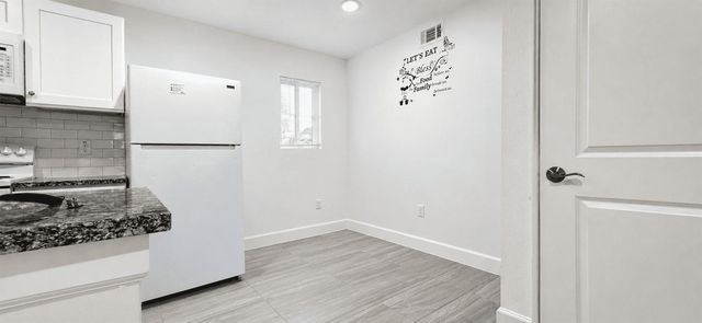 4404 Bellfort Ave 8, Houston, TX 77051