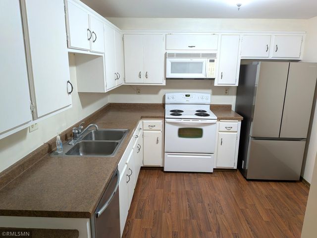 1077 Sibley Memorial Highway 506, Lilydale, MN 55118