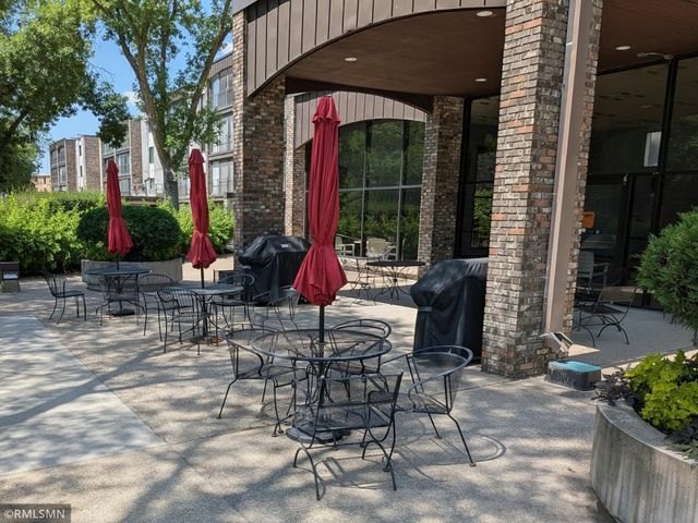 1077 Sibley Memorial Highway 506, Lilydale, MN 55118