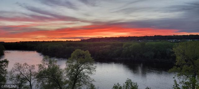 1077 Sibley Memorial Highway 506, Lilydale, MN 55118
