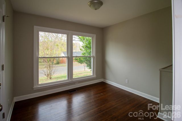 4021 Crestridge Drive, Charlotte, NC 28217