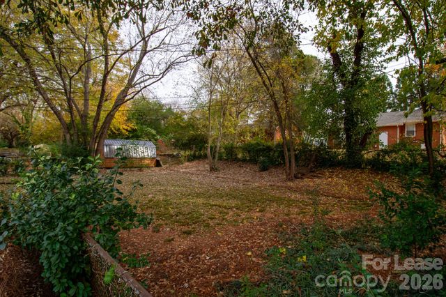 4021 Crestridge Drive, Charlotte, NC 28217