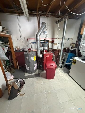 290 Gillette Road, New Hartford, CT 06057