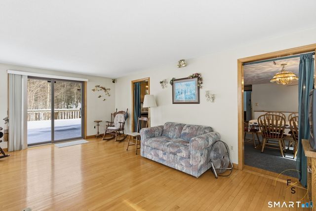 290 Gillette Road, New Hartford, CT 06057