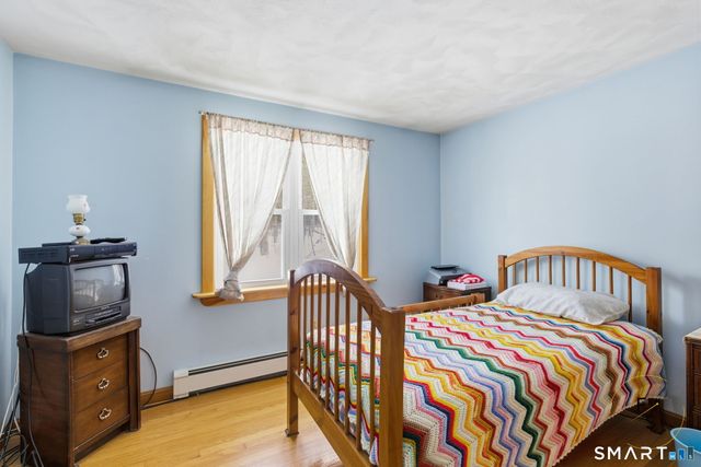 290 Gillette Road, New Hartford, CT 06057