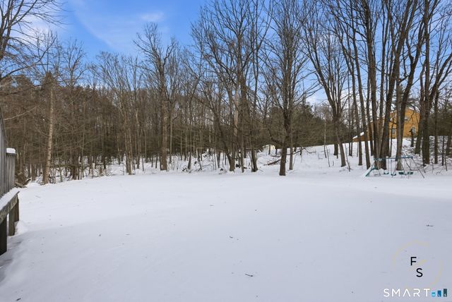 290 Gillette Road, New Hartford, CT 06057